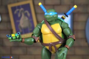 Super7 Teenage Mutant Ninja Turtles ULTIMATES! 2003 Leonardo Figure