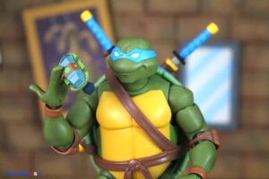 Super7 Teenage Mutant Ninja Turtles ULTIMATES! 2003 Leonardo Figure