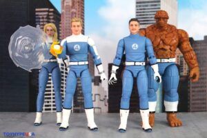 Hasbro Marvel Legends Fantastic Four First Steps Johnny Storm & The Thing Figures