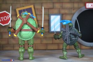Super7 Teenage Mutant Ninja Turtles ULTIMATES! 2003 Leonardo Figure
