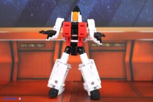 Hasbro Transformers Age of the Primes Aerialbot Air Raid & Slingshot Figures