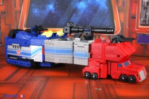 Hasbro Transformers Generations Age of the Primes The Thirteen Star Optimus Prime Figure