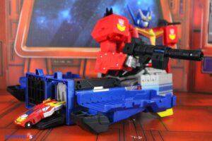 Hasbro Transformers Generations Age of the Primes The Thirteen Star Optimus Prime Figure
