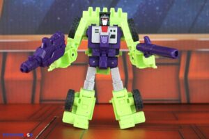 Hasbro Transformers Studio Series '86 Constructicons Bonecrusher & Scrapper Figures