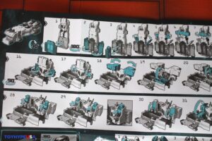 Hasbro Transformers Generations Age of the Primes The Thirteen Star Optimus Prime Figure