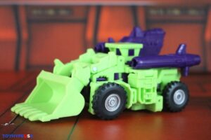 Hasbro Transformers Studio Series '86 Constructicons Bonecrusher & Scrapper Figures