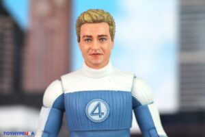 Hasbro Marvel Legends Fantastic Four First Steps Johnny Storm & The Thing Figures