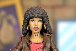 NECA Toys Teenage Mutant Ninja Turtles (Mirage Comics Version 2) April O’Neil Figure