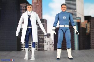 Hasbro Marvel Legends Fantastic Four First Steps Mister Fantastic & Invisible Woman Figures