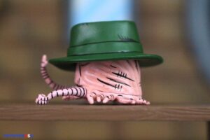 NECA Toys Teenage Mutant Ninja Turtles (Mirage Comics Version 2) April O’Neil Figure