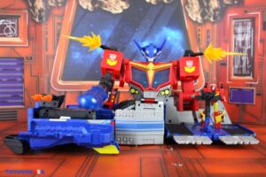 Hasbro Transformers Generations Age of the Primes The Thirteen Star Optimus Prime Figure