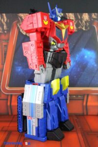 Hasbro Transformers Generations Age of the Primes The Thirteen Star Optimus Prime Figure