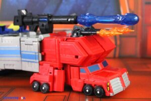 Hasbro Transformers Generations Age of the Primes The Thirteen Star Optimus Prime Figure