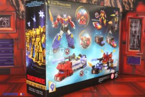 Hasbro Transformers Generations Age of the Primes The Thirteen Star Optimus Prime Figure