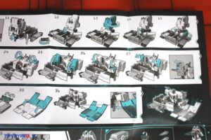 Hasbro Transformers Generations Age of the Primes The Thirteen Star Optimus Prime Figure