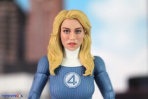 Hasbro Marvel Legends Fantastic Four First Steps Mister Fantastic & Invisible Woman Figures