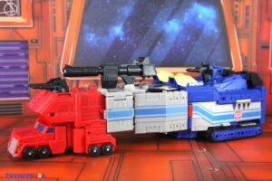Hasbro Transformers Generations Age of the Primes The Thirteen Star Optimus Prime Figure