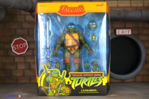 Super7 Teenage Mutant Ninja Turtles ULTIMATES! 2003 Leonardo Figure