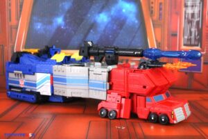 Hasbro Transformers Generations Age of the Primes The Thirteen Star Optimus Prime Figure