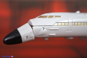 Hasbro Transformers Age of the Primes Aerialbot Silverbolt Figure