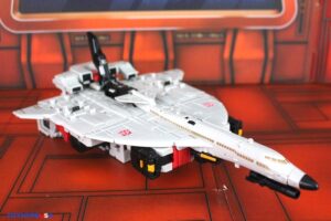 Hasbro Transformers Age of the Primes Aerialbot Silverbolt Figure