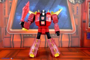 Hasbro Transformers Age of the Primes Leader Class G2 Universe Dinobot Snarl & Dinobot Slug Figures
