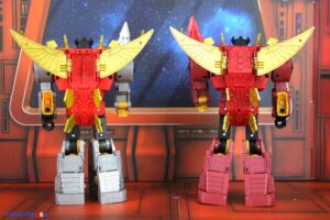 Hasbro Transformers Age of the Primes Leader Class G2 Universe Dinobot Snarl & Dinobot Slug Figures