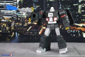 Takara-Tomy Transformers x Godzilla Synergenex Leader Class Megatron Figure