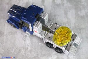 Takara-Tomy Transformers x Godzilla Synergenex Series Optimus Prime Type MSF-3 Kiryu Figure