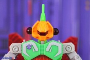 Hasbro Transformers Age of the Primes Combaticon Venin Figure