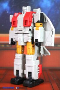 Hasbro Transformers Age of the Primes Aerialbot Silverbolt Figure
