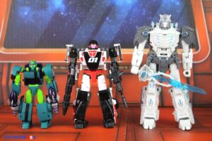 Hasbro Transformers Age of the Primes Decepticon Crasher Figure