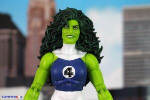 Hasbro Marvel Legends Fantastic Four – She-Hulk Figure