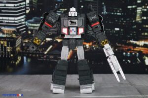 Takara-Tomy Transformers x Godzilla Synergenex Leader Class Megatron Figure