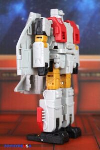 Hasbro Transformers Age of the Primes Aerialbot Silverbolt Figure