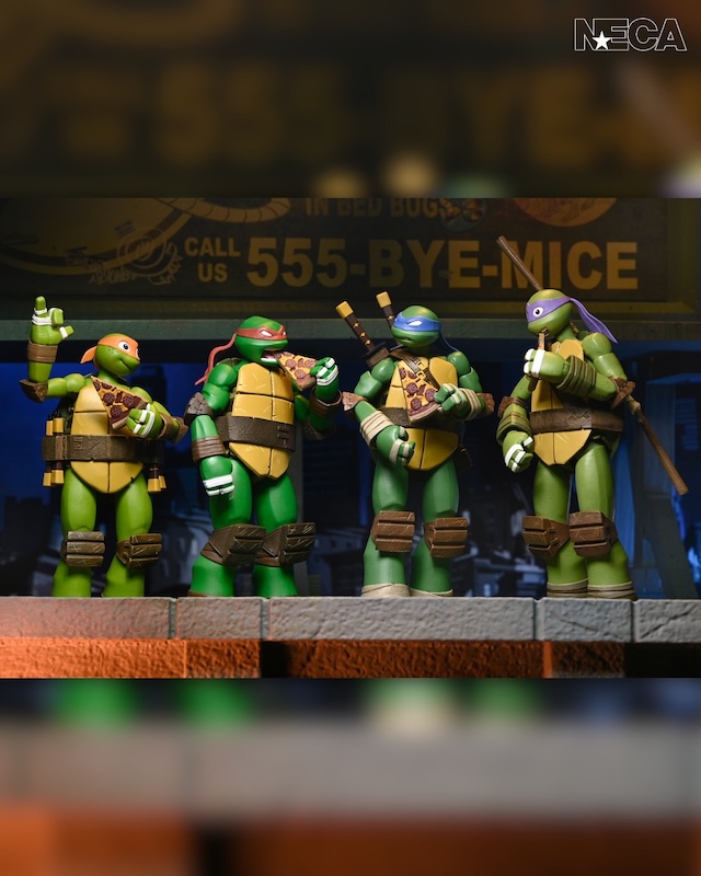 NECA Toys Teenage Mutant Ninja Turtles 2012 Leonardo, Raphael, Donatello, Michelangelo, Shredder & Foot Soldier Figures