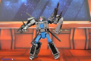 Hasbro Transformers Age of the Primes Combaticon Vortex Figure