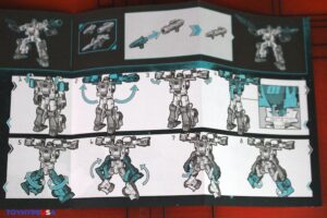 Hasbro Transformers Age of the Primes Decepticon Crasher Figure