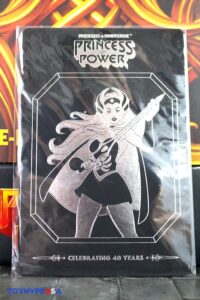 Mattel – Masters of the Universe Origins 40th Anniversary She-Ra & Swift Wind Figure 2-Pack