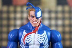 Hasbro Marvel Legends Series Gamerverse Captain America Vs. Venom Figures