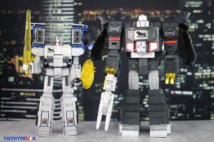 Takara-Tomy Transformers x Godzilla Synergenex Series Optimus Prime Type MSF-3 Kiryu Figure