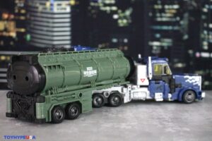 Takara-Tomy Transformers x Godzilla Synergenex Series Optimus Prime Type MSF-3 Kiryu Figure