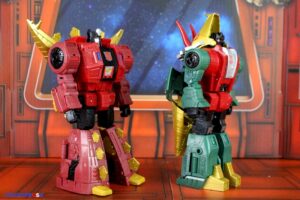 Hasbro Transformers Age of the Primes Leader Class G2 Universe Dinobot Snarl & Dinobot Slug Figures