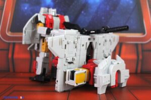 Hasbro Transformers Age of the Primes Aerialbot Silverbolt Figure