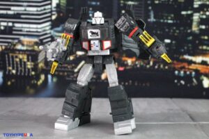 Takara-Tomy Transformers x Godzilla Synergenex Leader Class Megatron Figure