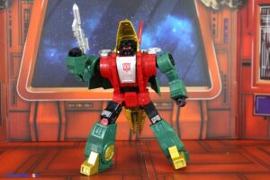 Hasbro Transformers Age of the Primes Leader Class G2 Universe Dinobot Snarl & Dinobot Slug Figures