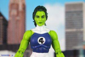 Hasbro Marvel Legends Fantastic Four – She-Hulk Figure