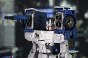 Takara-Tomy Transformers x Godzilla Synergenex Series Optimus Prime Type MSF-3 Kiryu Figure