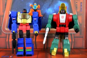 Hasbro Transformers Age of the Primes Leader Class G2 Universe Dinobot Snarl & Dinobot Slug Figures