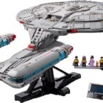 LEGO 10356 Star Trek The Next Generation - U.S.S. Enterprise NCC-1701-D Set
